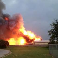 EXPLOZIE la o fabrică din Texas