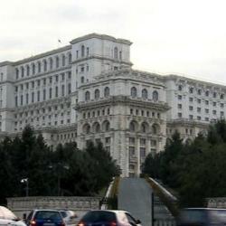 ANCHETĂ: Cât ne costă Palatul Parlamentului