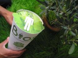 Adio cimitire după moarte fiecare dintre noi poate deveni un copac cu urna BIOS